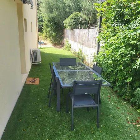 Neuve Climatisee 3 Jardin Parking Ceyreste